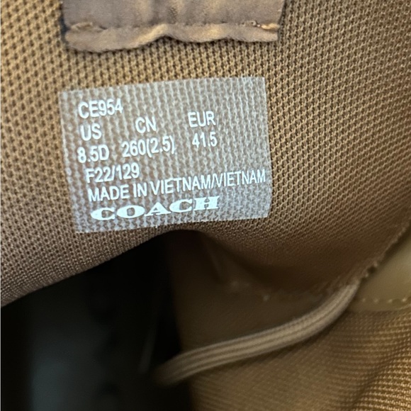 COACH CITYSOLE LACE UP BOOT IN SIGNATURE JACQUARD - Picture 10 of 10